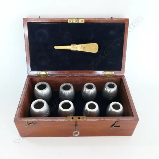 MAHOGANY BOXED SET OF ALUMINIUM EGG GRADING TEST POISES by DE GRAVE SHORT & CO. (for NOTINGHAMSHIRE COUNTY COUNCIL)